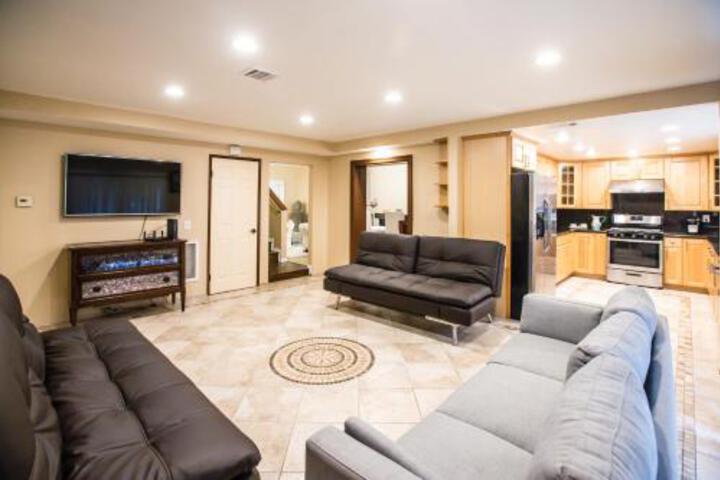 Apple Villa DB