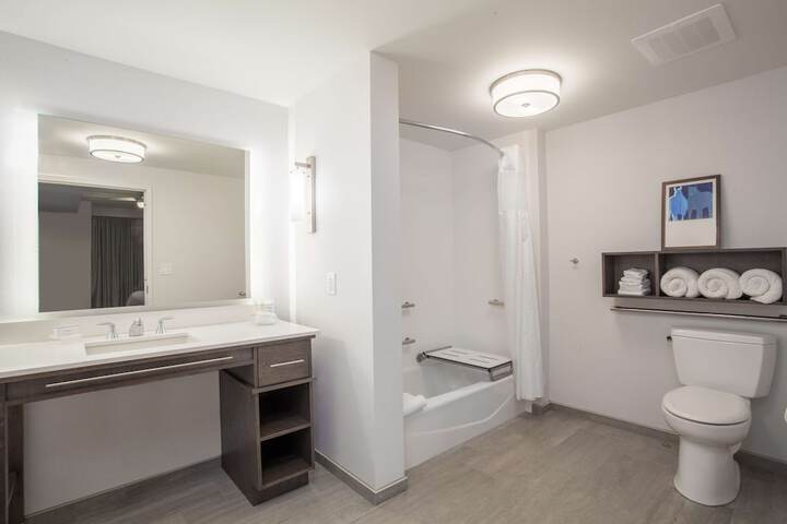 Homewood Suites by Hilton Saratoga Springs