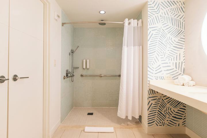 Eden Roc Miami Beach