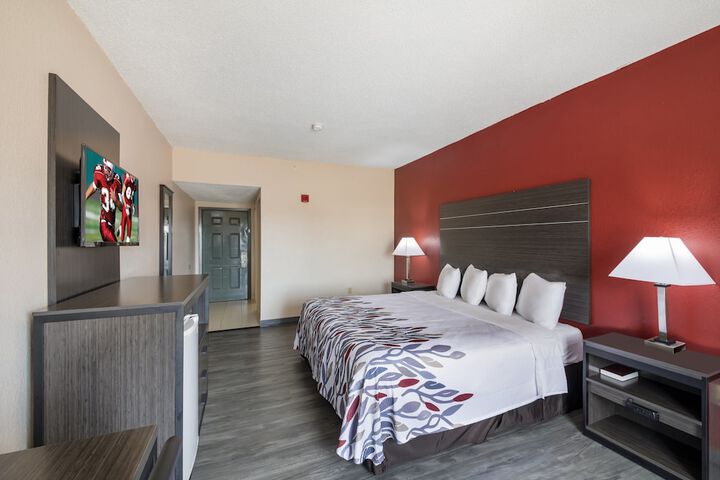 Room 8 of 21