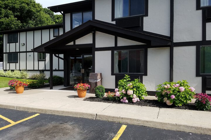 Auburn Inn