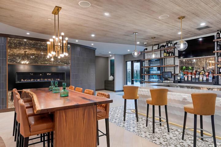 Cambria Hotel Shelby Township - Detroit Utica