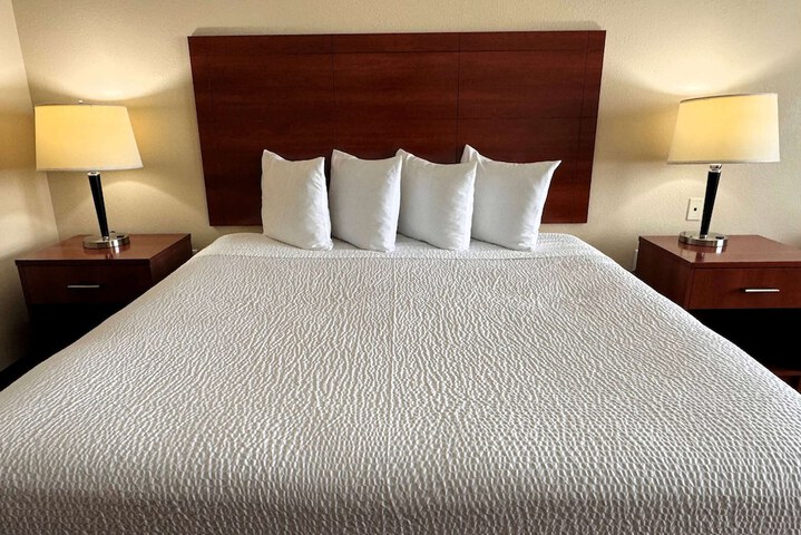 Room 18 of 50