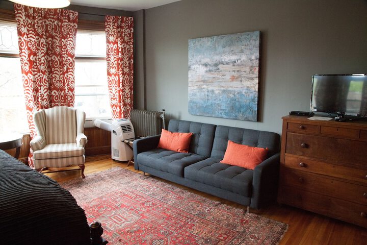 Room 44 of 69
