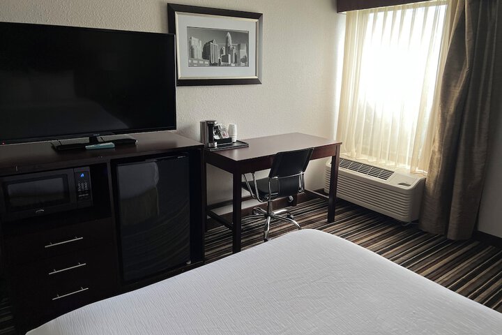 Room 15 of 40