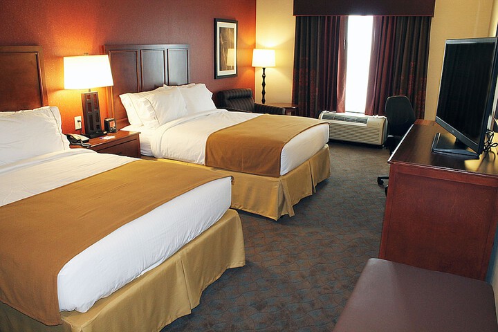 Room 8 of 30