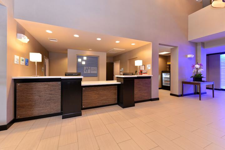 Hotel 10 of 84