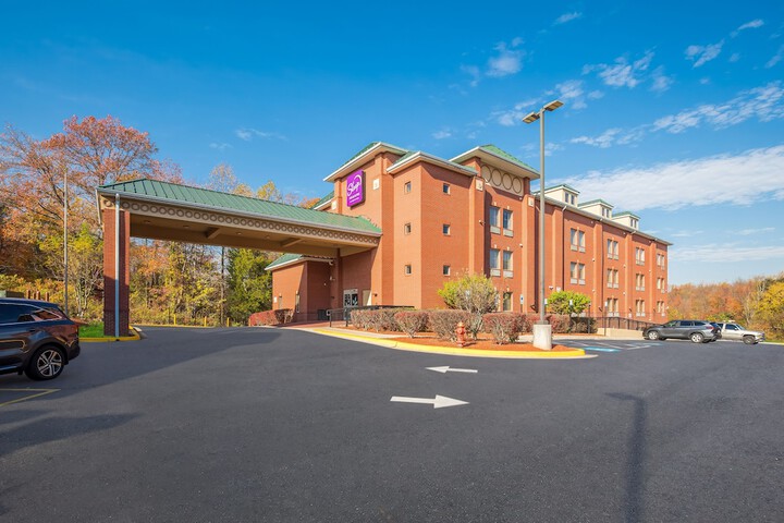 Hotel 4 of 35