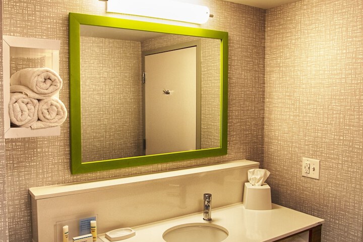 Hampton Inn Utica