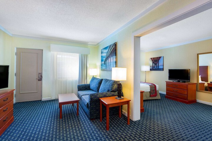 Room 14 of 47