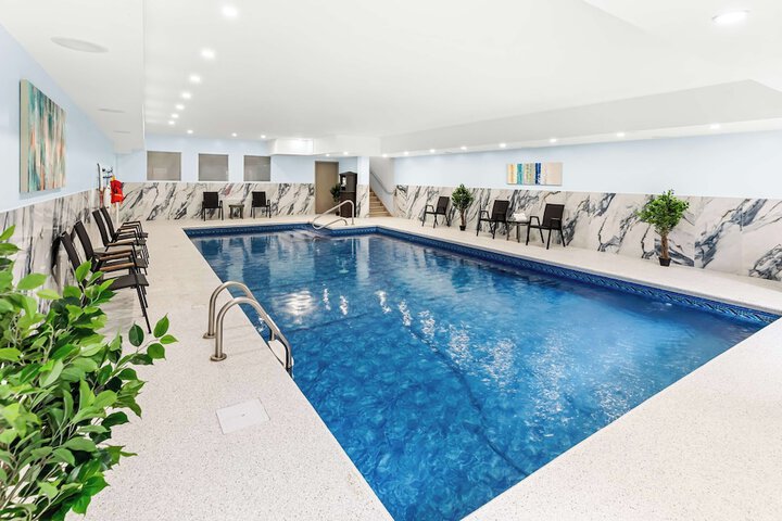Pool 4 of 34