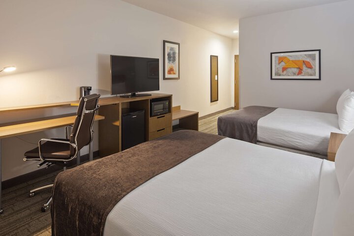 Room 15 of 25