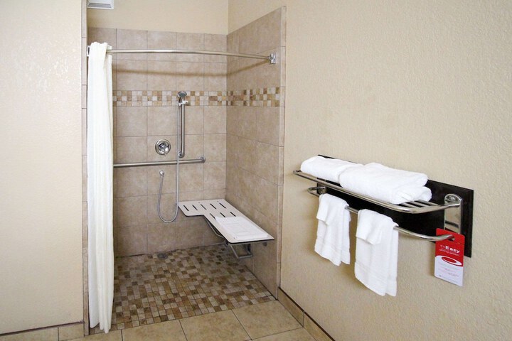 Room 18 of 26