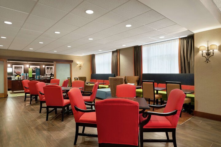 Hampton Inn Wichita Falls Sikes Senter Mall
