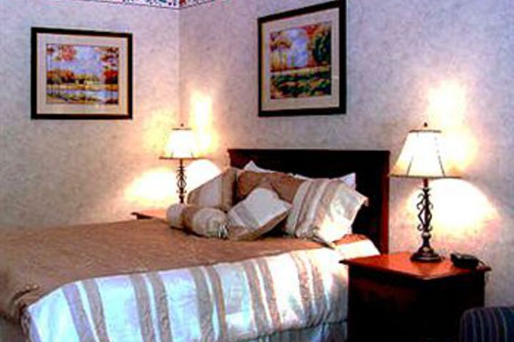 Durham Skyland Magnuson Hotel