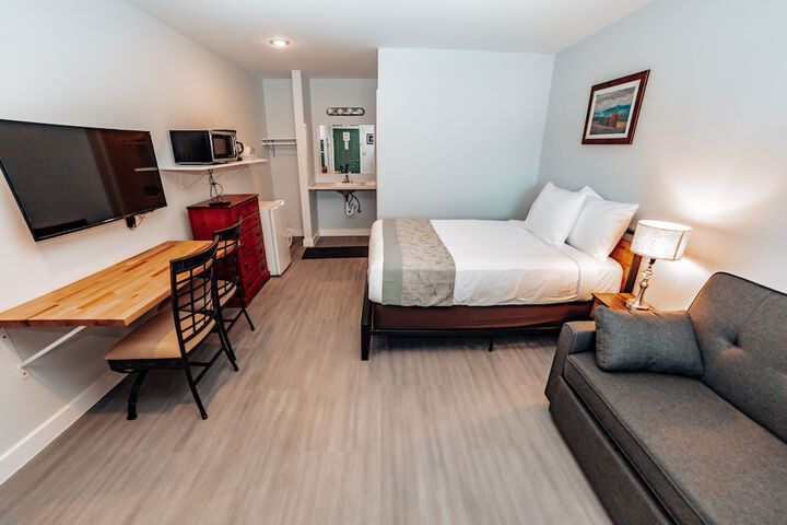 Room 35 of 52