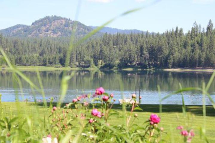 Pennys Place on the River
