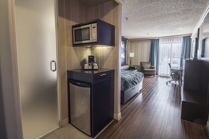 Room 20 of 132