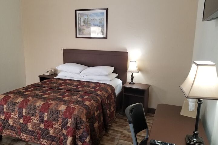 Room 26 of 47