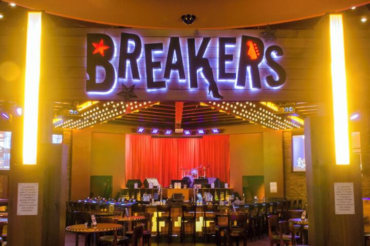 Mohegan Pennsylvania Casino Resort - Adults Only 21+