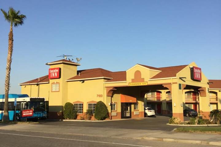 Executive Inn
