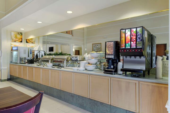 Breakfast/Coffee Service 49 of 54