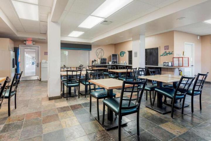 Turquoise Inn and Suites Cortez near Mesa Verde
