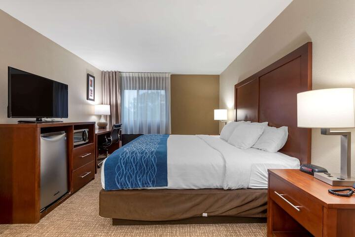 Room 18 of 36