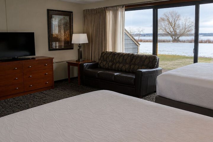 Arrowwood Resort Hotel and Conference Center - Alexandria MN