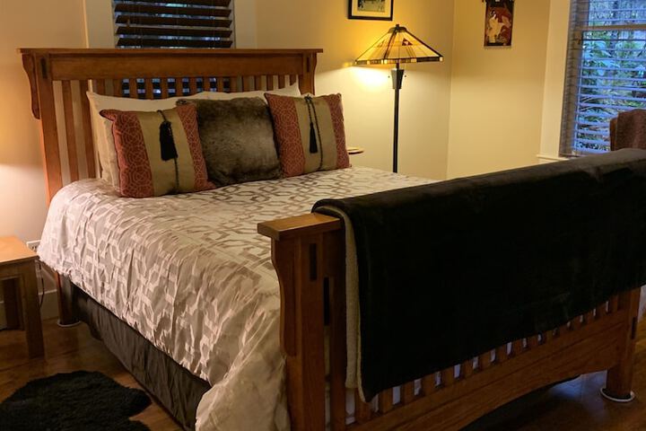 Mountain Meadows Inn