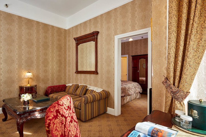 Room 49 of 75