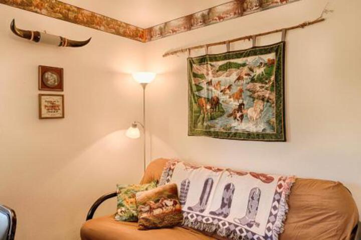 Cosmos Cabin