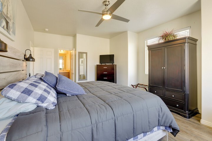 Mesquite Vacation Rental Condo w / Resort Amenities