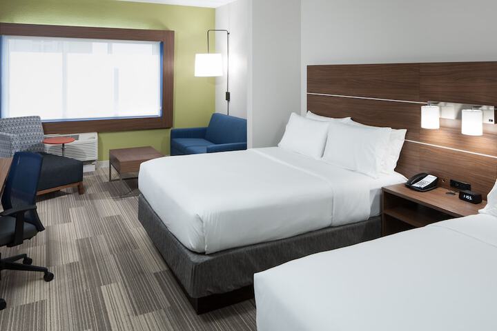 Room 40 of 63