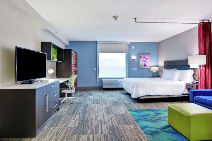 Room 26 of 45