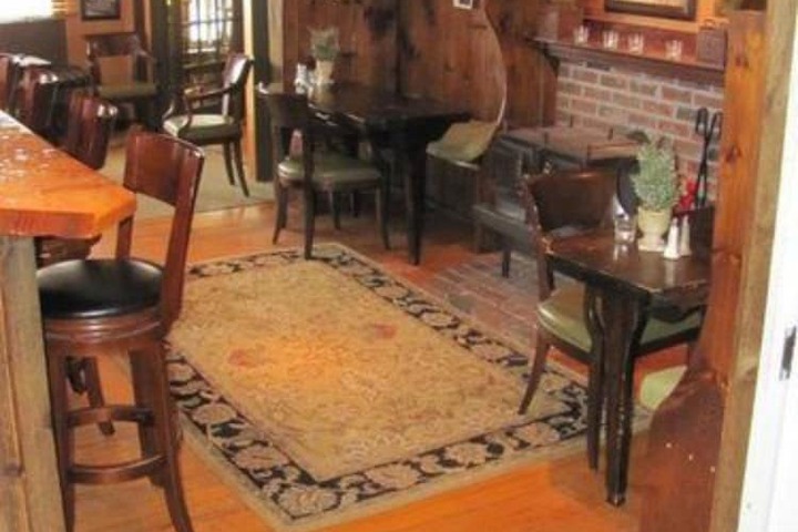 Lounge 62 of 62