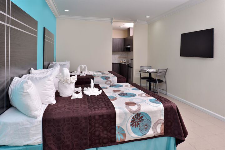 Room 12 of 21