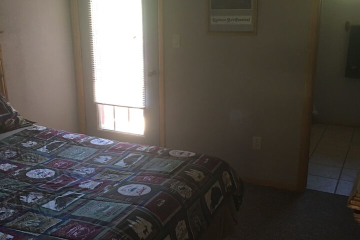 Room 13 of 47