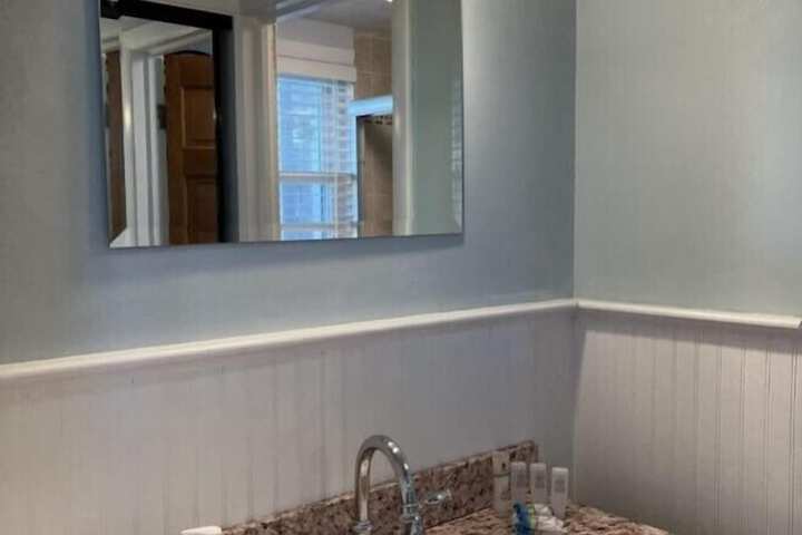 Room 55 of 230