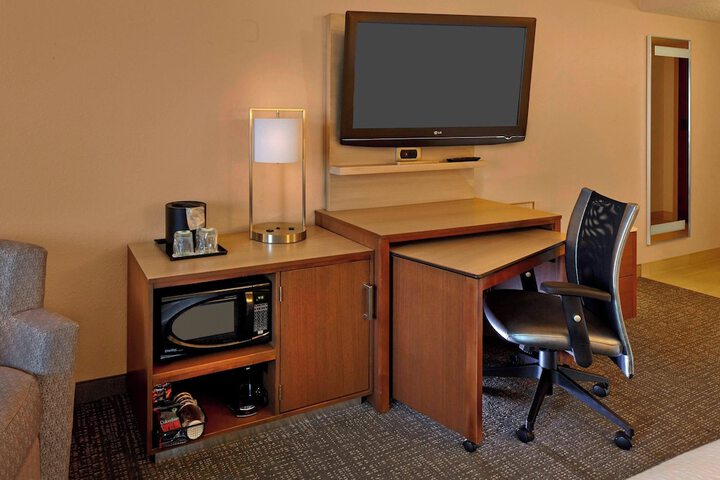 Room 29 of 73