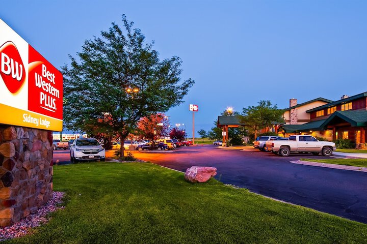 Hotel 2 of 27