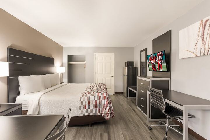 Room 30 of 36