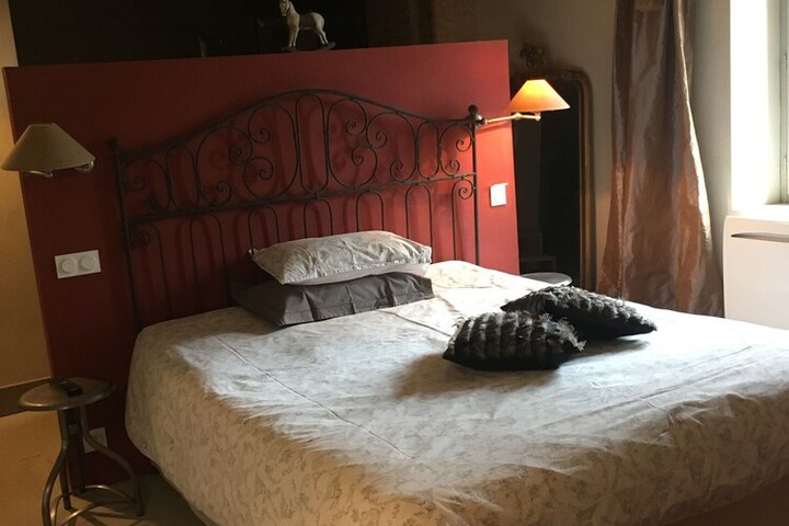 Room 7 of 14