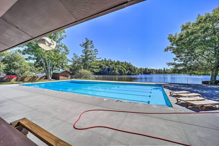 Lake & Pool Access! Outdoorsy Getaway in Newland