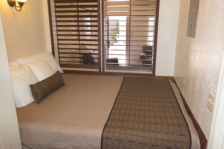 Room 34 of 117