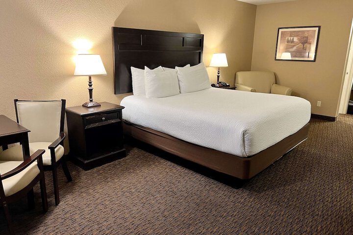 Room 10 of 47