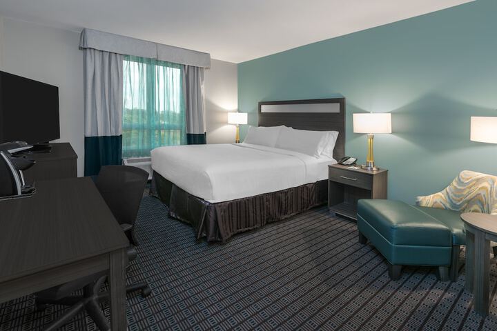 Room 18 of 39