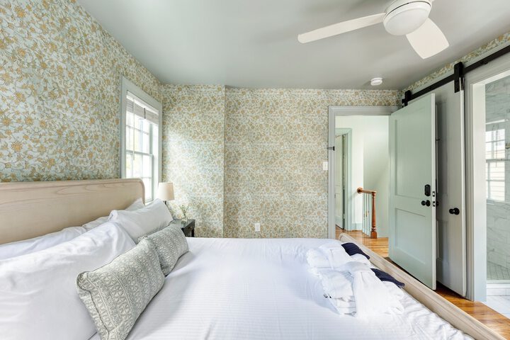 Room 138 of 292