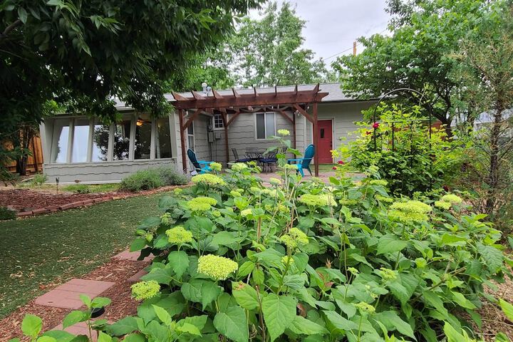 Cañon City Casa w / Spacious Private Yard!