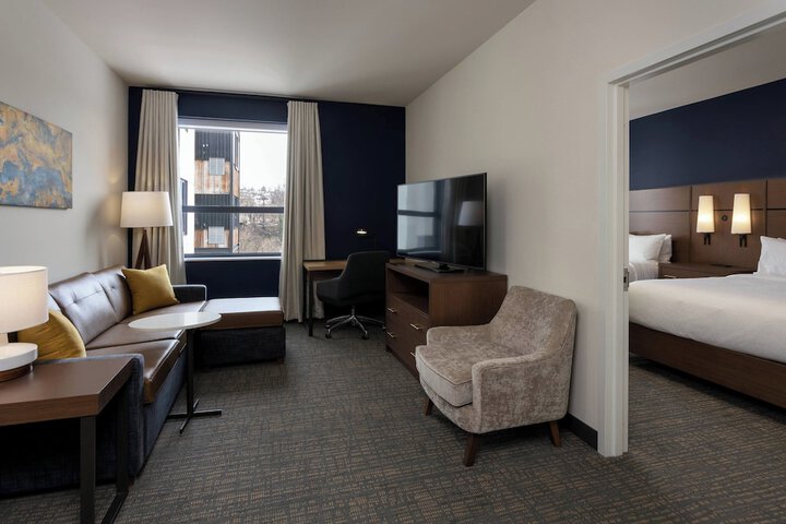 Room 27 of 57